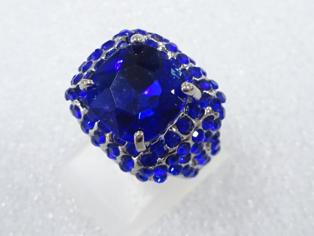 Japanese Kimono / Antique Accessories